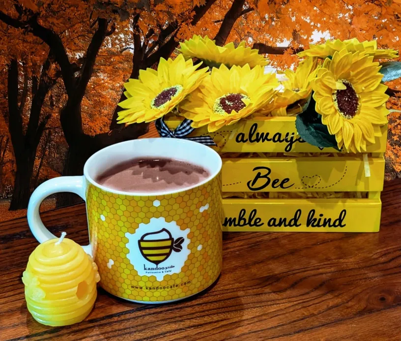 Kandoo Cafe — Hot Chocolate
