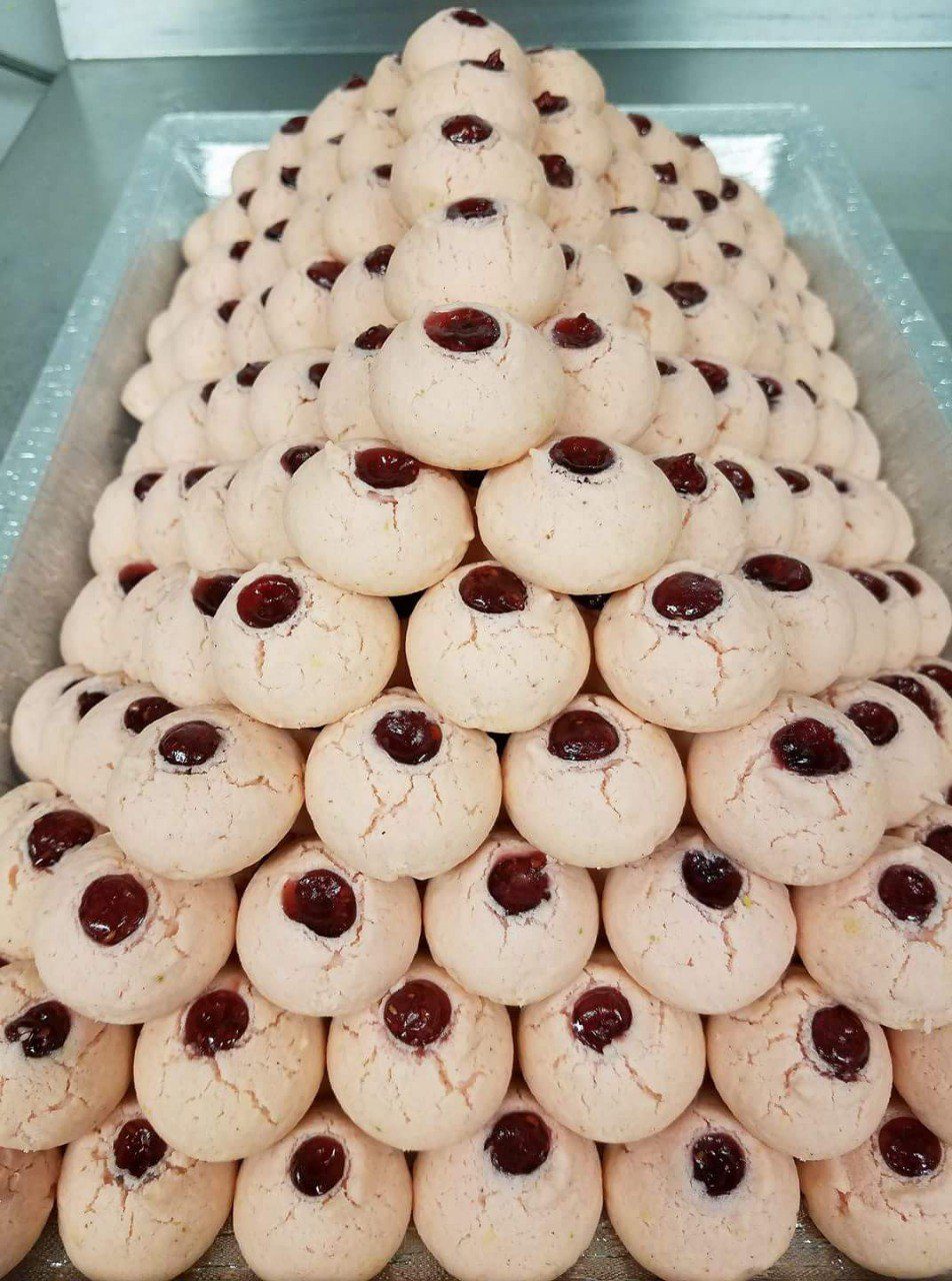 Cherry Thumbprint
